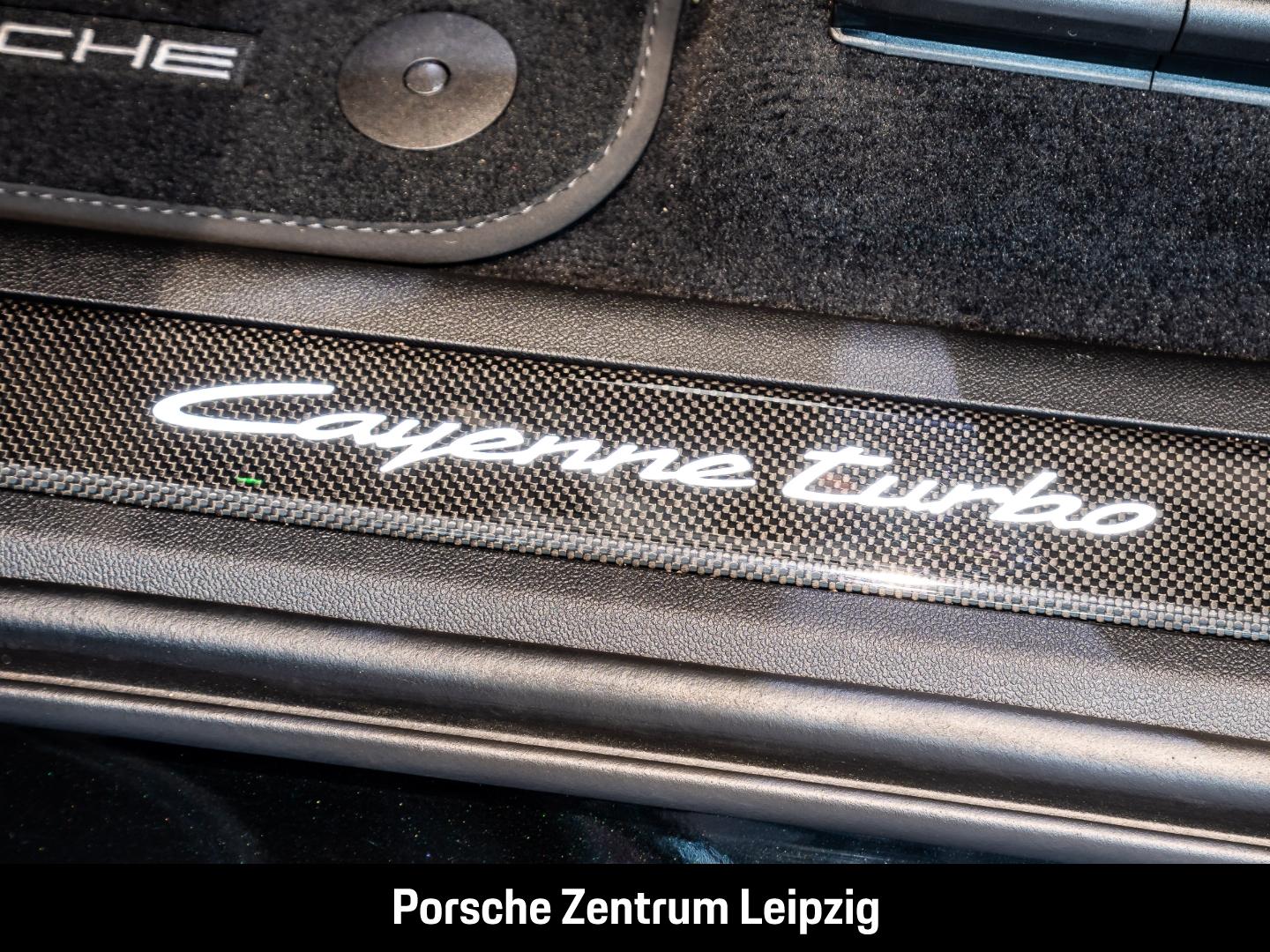 Porsche Cayenne Turbo E-Hybrid PCCB AHK Carbon BeifDispl
