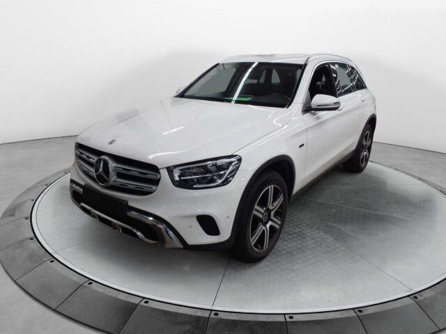 Mercedes-Benz GLC 300e 4M *NAVI*R-CAM*LED*19Z*KEYLESS*F1*