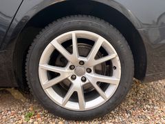 Fahrzeugabbildung Audi A6 Avant 2.0 TDI Temp. Navi BT LED Scheckheft !