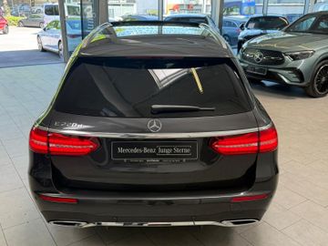Mercedes E 220 - 6