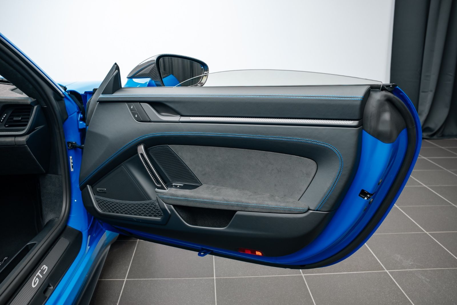 Fahrzeugabbildung Porsche 911 GT3 WEISSACH/CLUBSPORT/MAGNESIUM FELGEN/PCCB