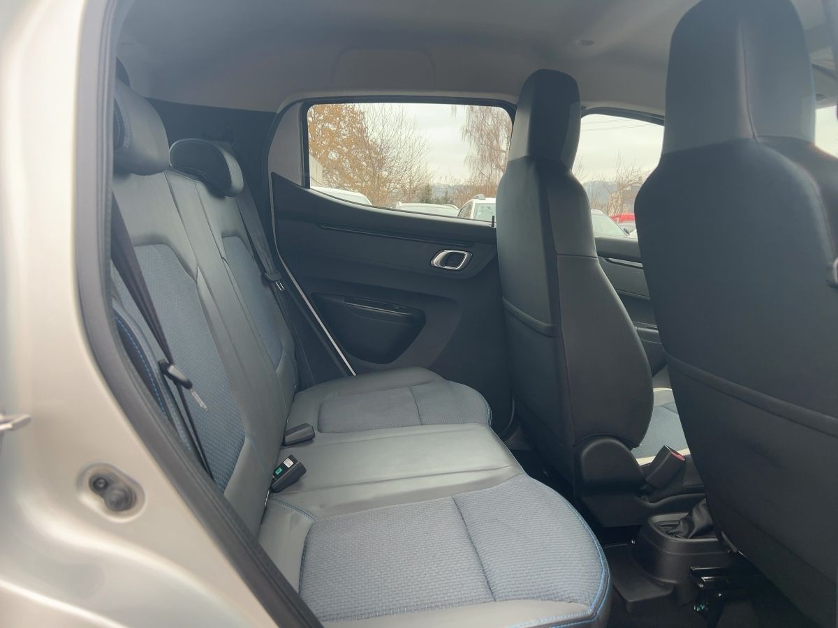 Fahrzeugabbildung Dacia Spring Comfort Plus 45 Kamera Klima Navi GJR