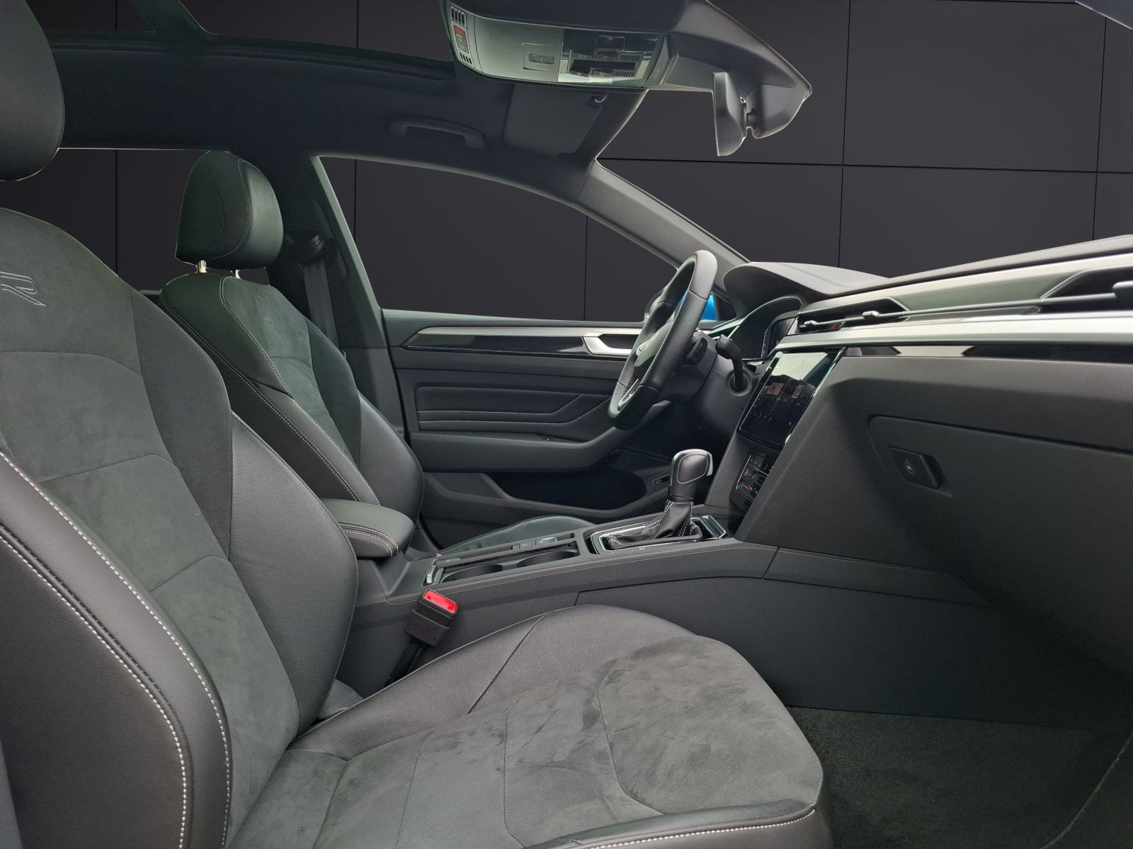 Fahrzeugabbildung Volkswagen Arteon SB TDI R-Line DSG 4M LED AHK Navi AID Pan
