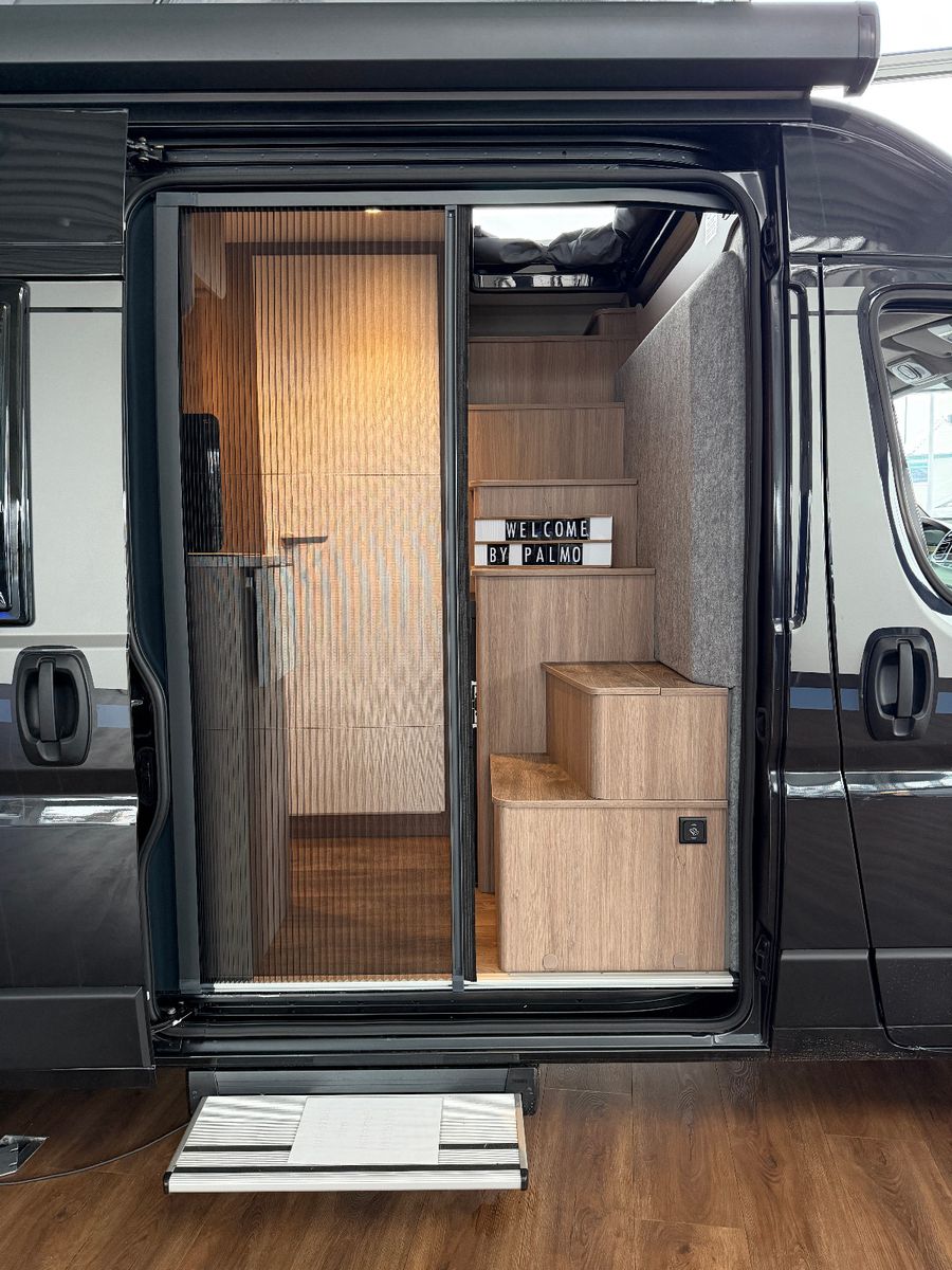 Fahrzeugabbildung Carado CV 541 pro - SIE SPAREN 4.547€ !!! -