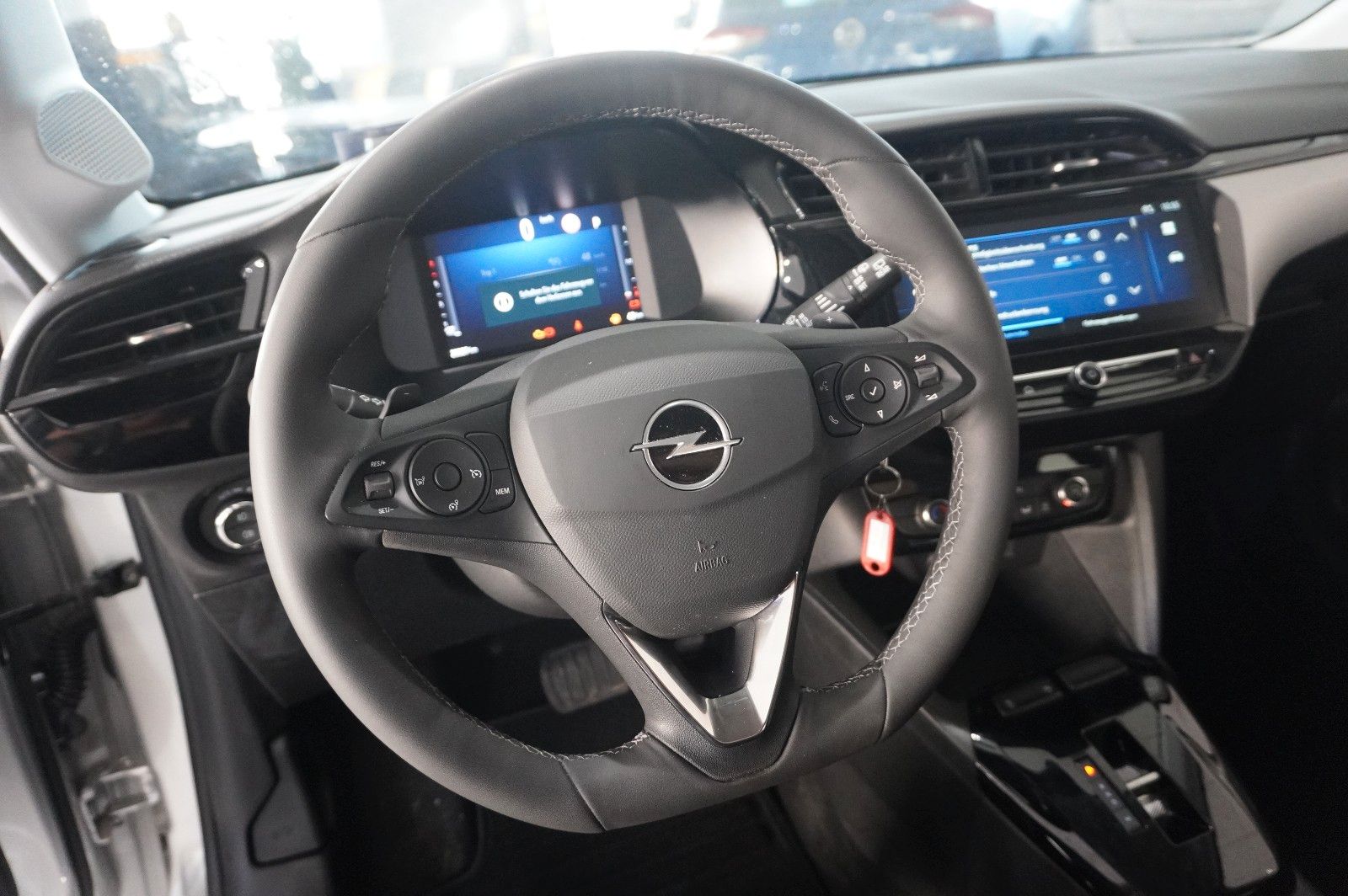 Fahrzeugabbildung Opel Corsa F 1.2T FACELIFT NAVI/LED/VIRT./KAMERA/DAB+