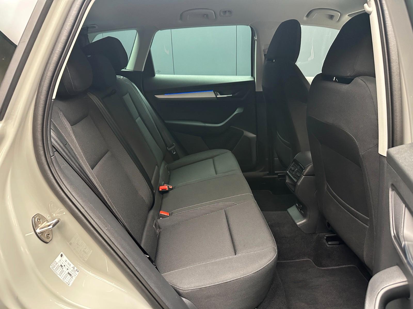 Skoda Karoq 1.5 TSI DSG Selection Tour *AHK*KAMERA*ACC, миниатюра 25
