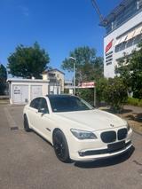 BMW 730d Schiebedach/HUD/Leder/Soft-Close/EURO6 - BMW 730 in Stuttgart