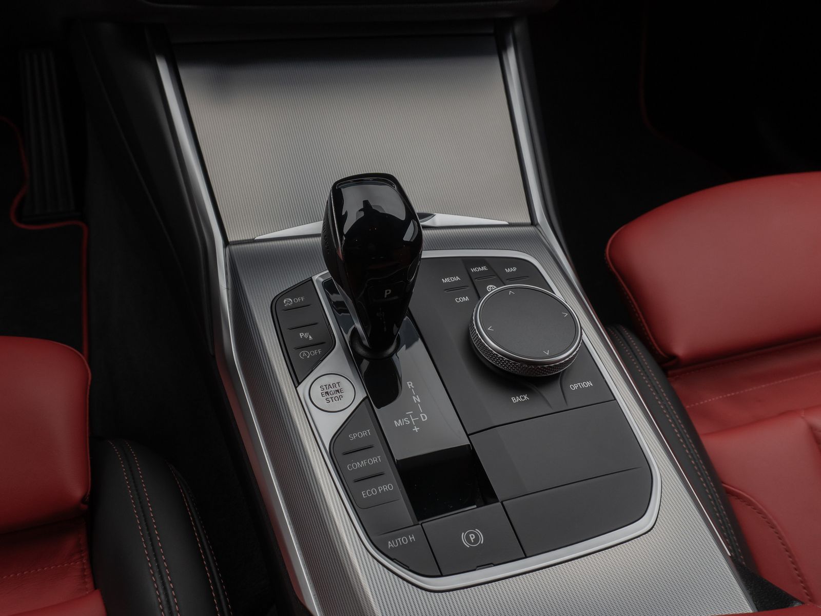 Fahrzeugabbildung BMW 330i xD SportLine Laser DAB HiFi PDC AHK Komfort