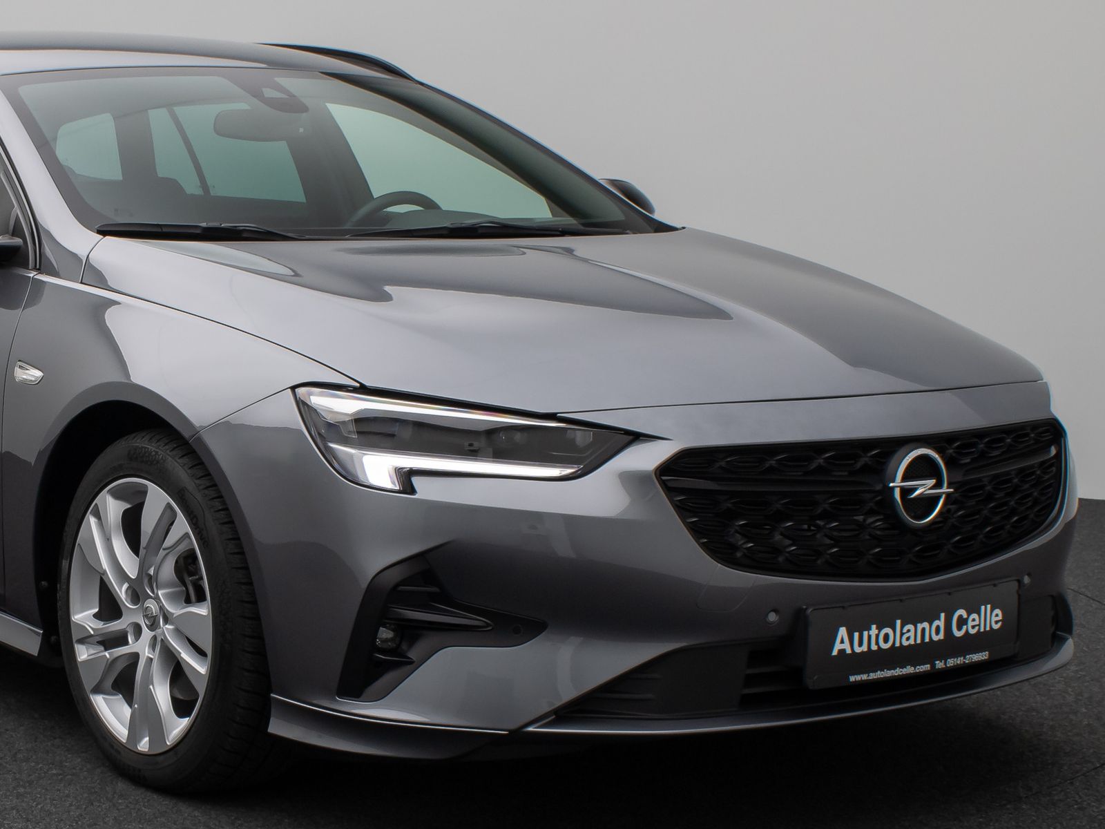 Fahrzeugabbildung Opel Insignia B Sports GSLine Plus 4x4 Kamera HUD AHK