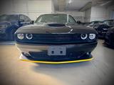 Dodge Challenger/5.7/V8/RT - Dodge Challenger mit Benzin-Antrieb: Coupé, Leder, Schiebedach