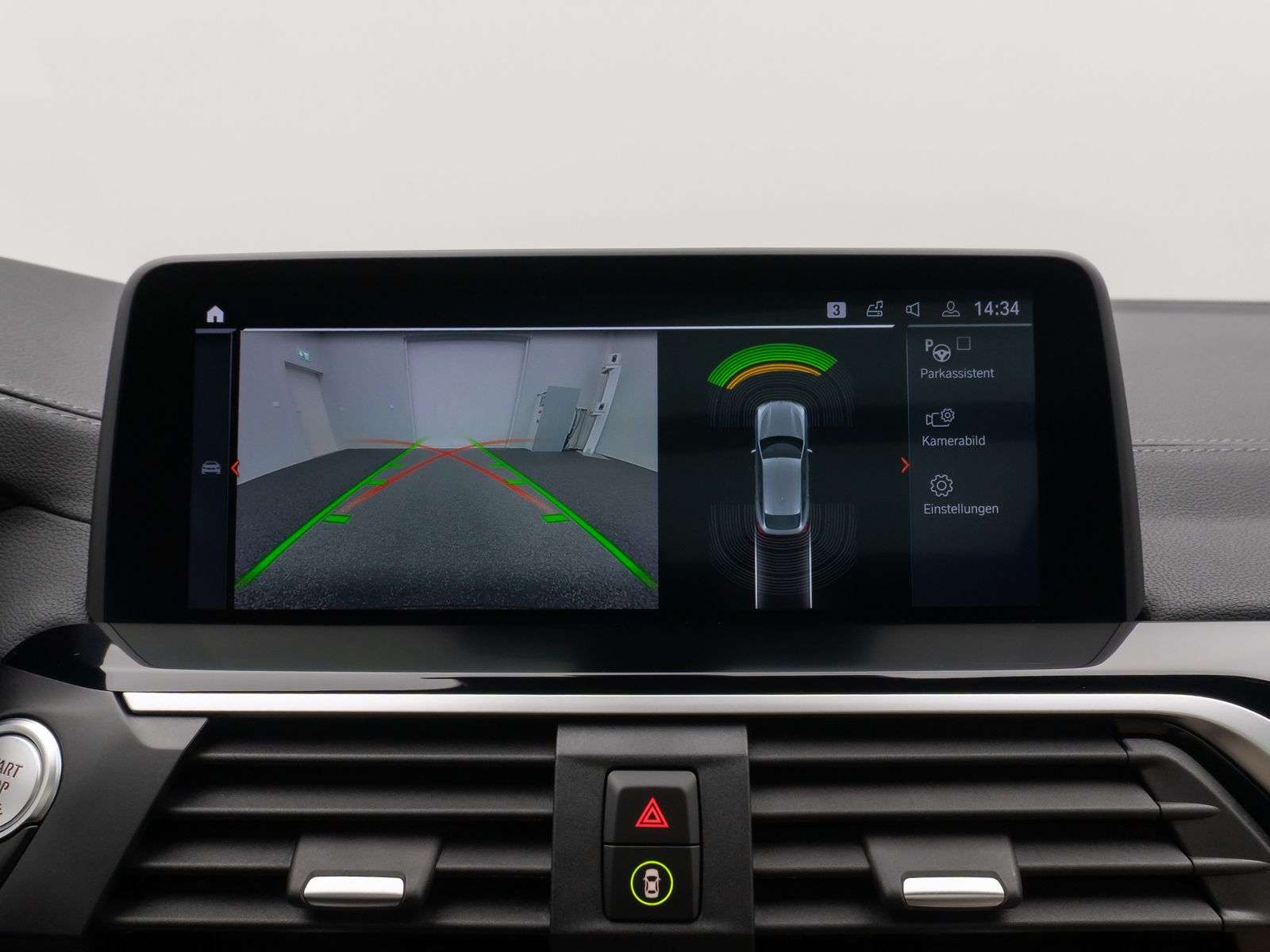 Fahrzeugabbildung BMW X4 xD30d M Sport Panorama Kamera HUD H/K AHK 21"