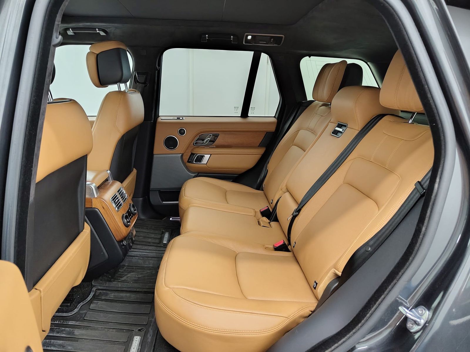 LAND ROVER Range Rover  4.4 SDV8 Autobiography Pano LED – Bild 10