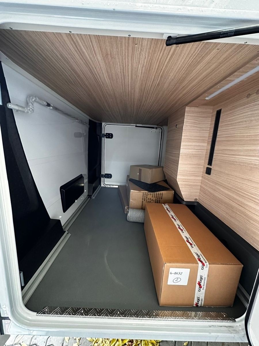 Fahrzeugabbildung Malibu I 450 RB LE comfort Mercedes Markise TV LED