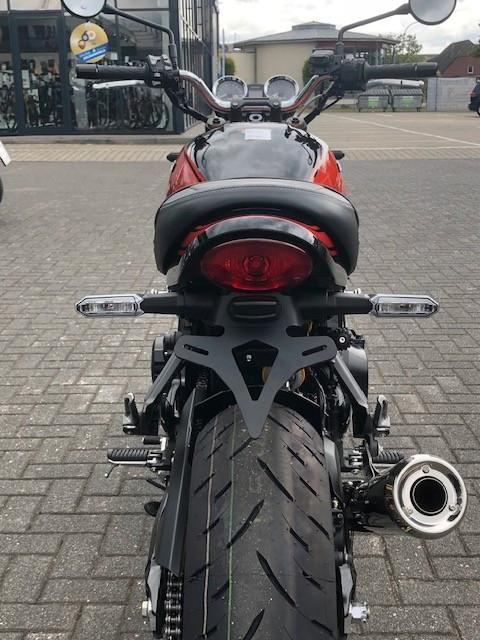 Kawasaki Z900 RS SE Zubehör Aktionspreis