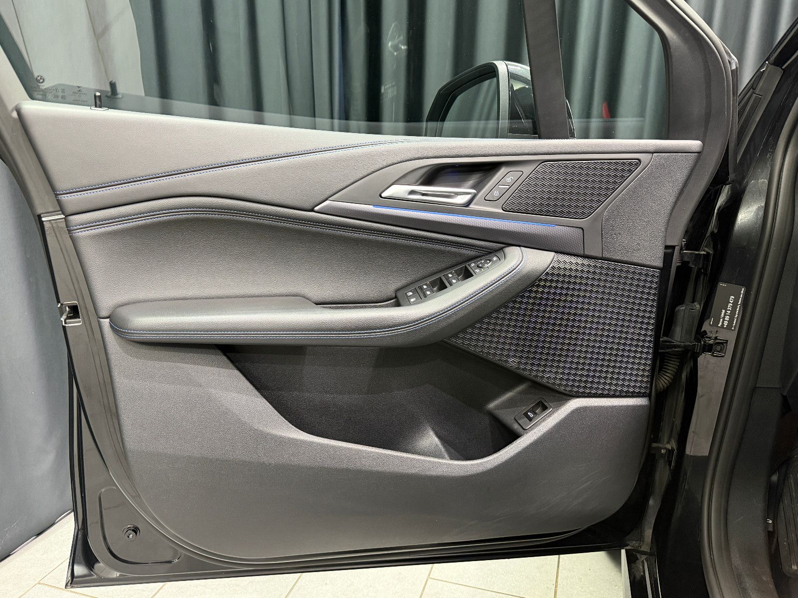 Fahrzeugabbildung BMW 225e Active Tourer xDrive MSport|HIFI|AHK|WIDES