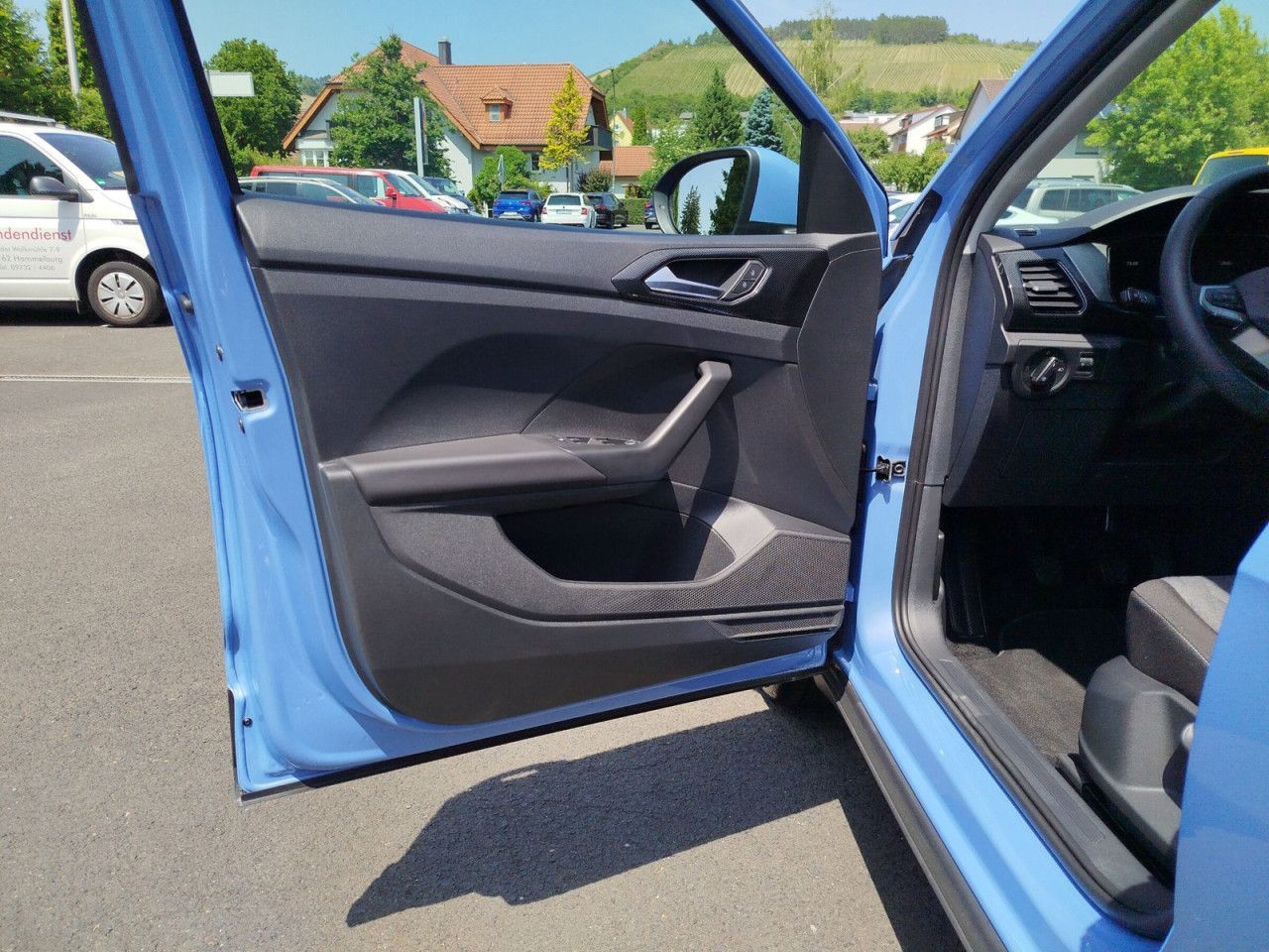 Fahrzeugabbildung Volkswagen T-Cross Life 1.0 B 070 TSIM5F