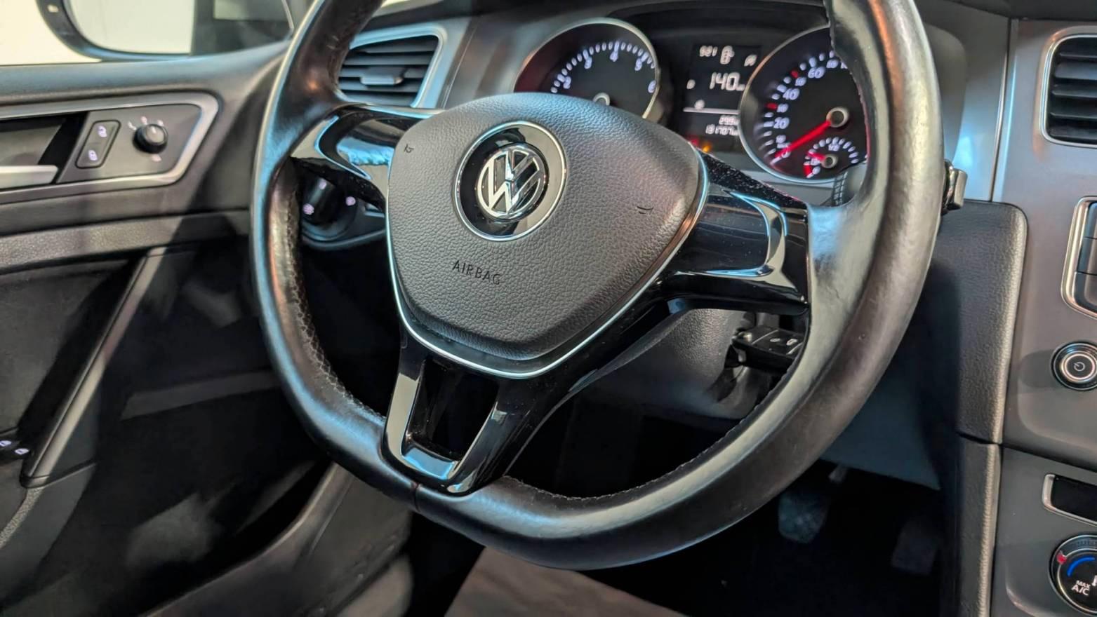 Volkswagen GOLF VII 1.2 TSI Trendline/Klima/PDC/Allwetter/