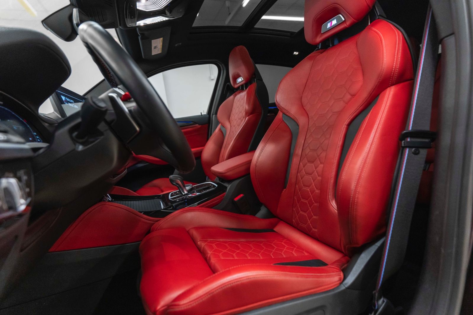 Fahrzeugabbildung BMW X4 M COMPETITION ACC H&K HUD LED 360°