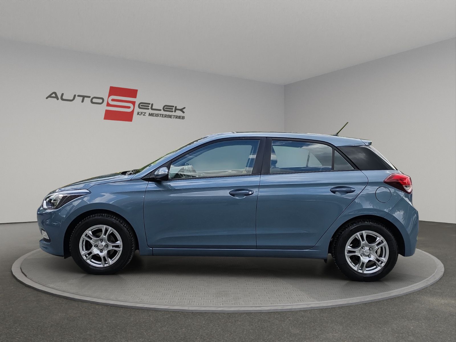 Fahrzeugabbildung Hyundai i20 Go AUS 1.HAND WENIG KM KLIMA