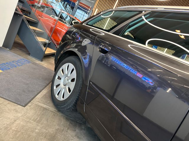 MYAUTOCENTER – Gebraucht- und Jahreswagen mit Werkstattservice in Pfaffenhofen Audi A4 Avan *TEMPO*PDC*NAVI*SZHZ*XENON*