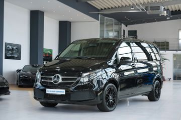 Mercedes V 220 - 1