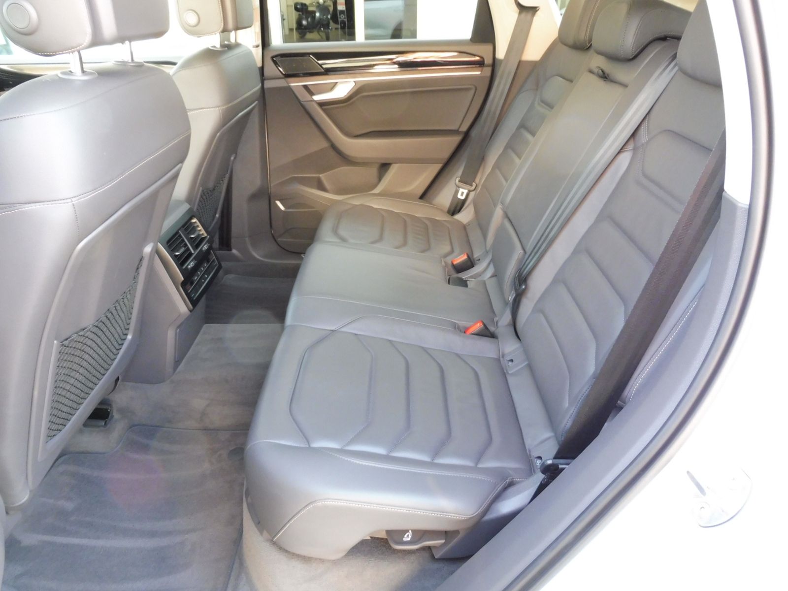 Volkswagen Touareg 3.0 V6 TDI A8 Atmosphere 4Motion foto 15