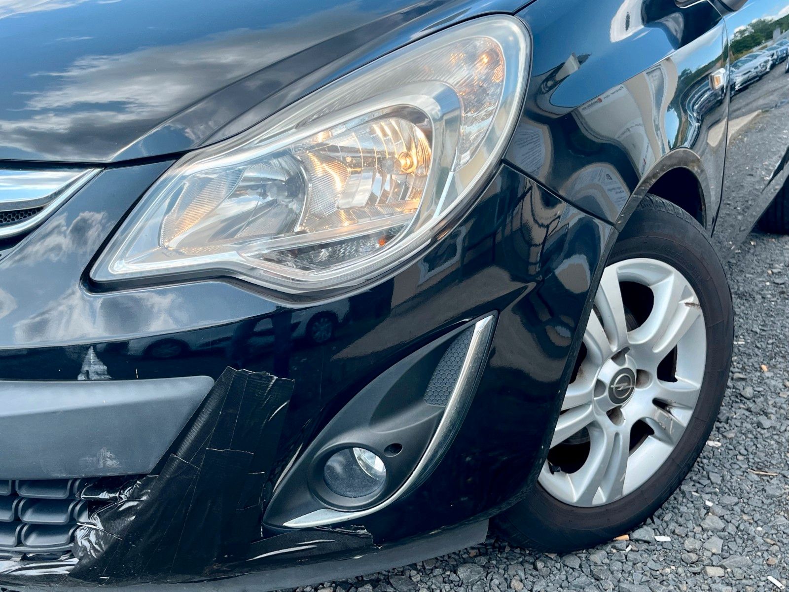 Fahrzeugabbildung Opel Corsa D Satellite 1.2 Klima 2.HAND TÜV 05/2026