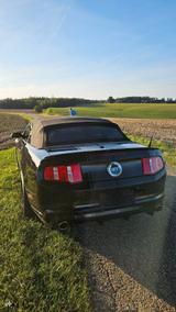 Ford Mustang Cabrio V8 - Ford Mustang aus 2010: Cabrio