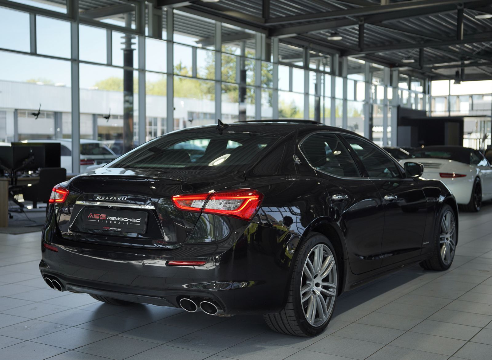 Maserati Ghibli