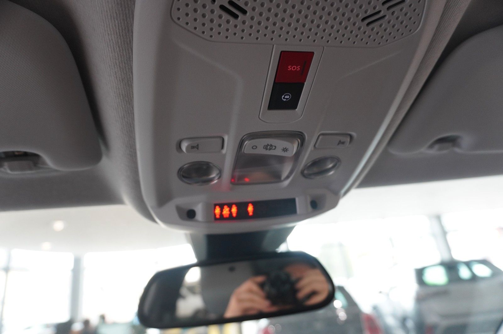 Fahrzeugabbildung Opel Mokka-e ELEGANCE 3-PHASIG NAVI/LED/KAMERA/DAB+