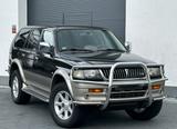 Mitsubishi Pajero 3,0 I V6 GLS*1HAND* - aus 2000: Geländewagen