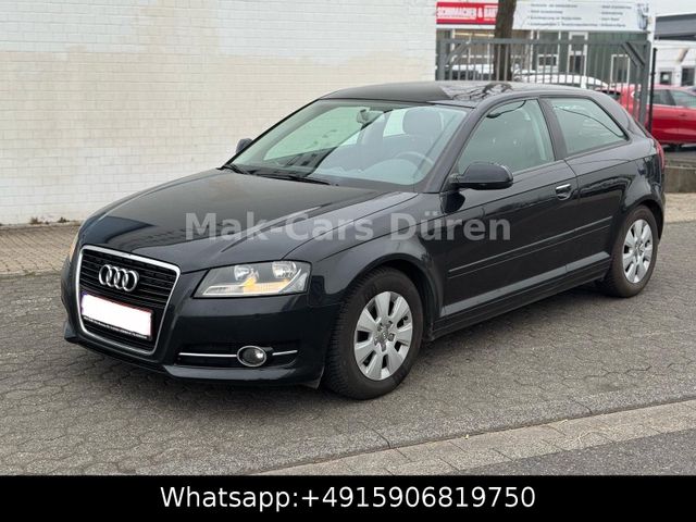 Audi A3 1.6 TDI e Attraction / TEMPO / KLIMAAUT. /