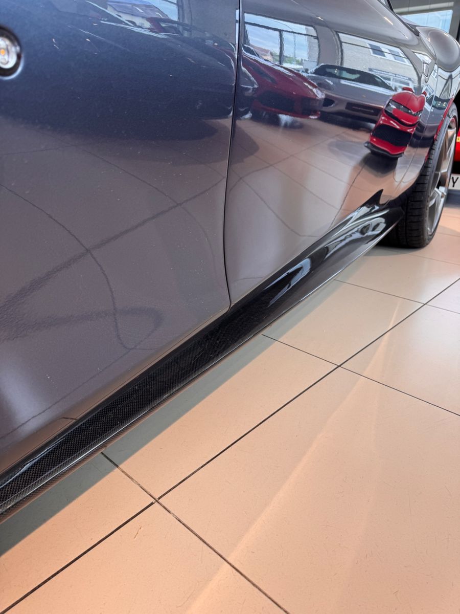 Fahrzeugabbildung Ferrari Roma*Full Carbon*Belüftete Si.*ADAS*360° Kamera*
