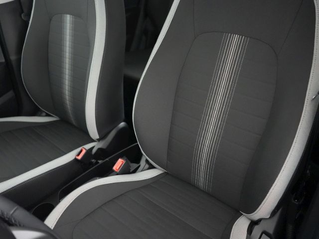i10 FACELIFT TREND+NAVI+RÜCKFAHRKAMERA+SITZ-/LEN