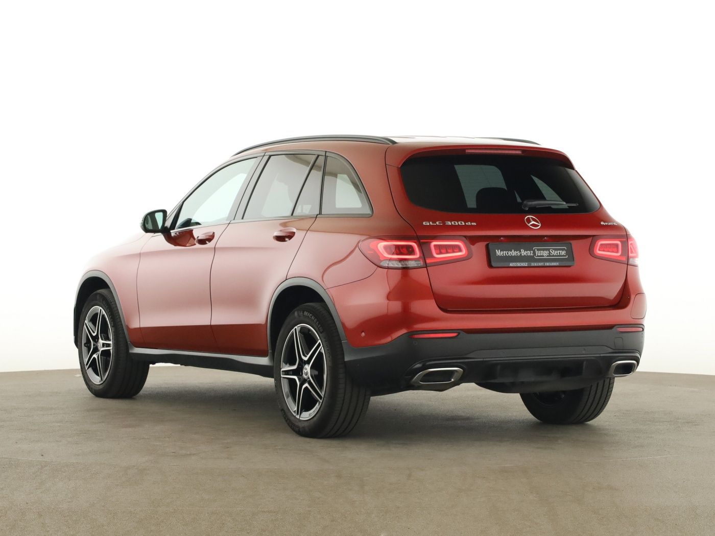 Mercedes-Benz GLC 300 de 4MATIC AMG NIGHT AHK LED DISTR MEMORY foto 5