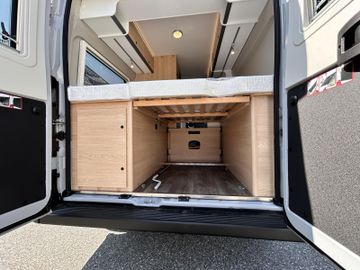 Sunlight Cliff X 600 RT  Dieselhzg. AWT beheizt LED