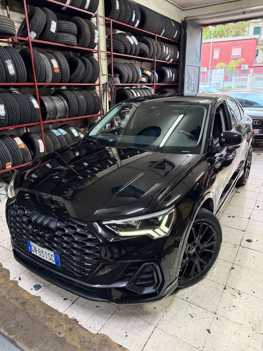 Other Audi Q3 35 TDI S tronic Identity Black