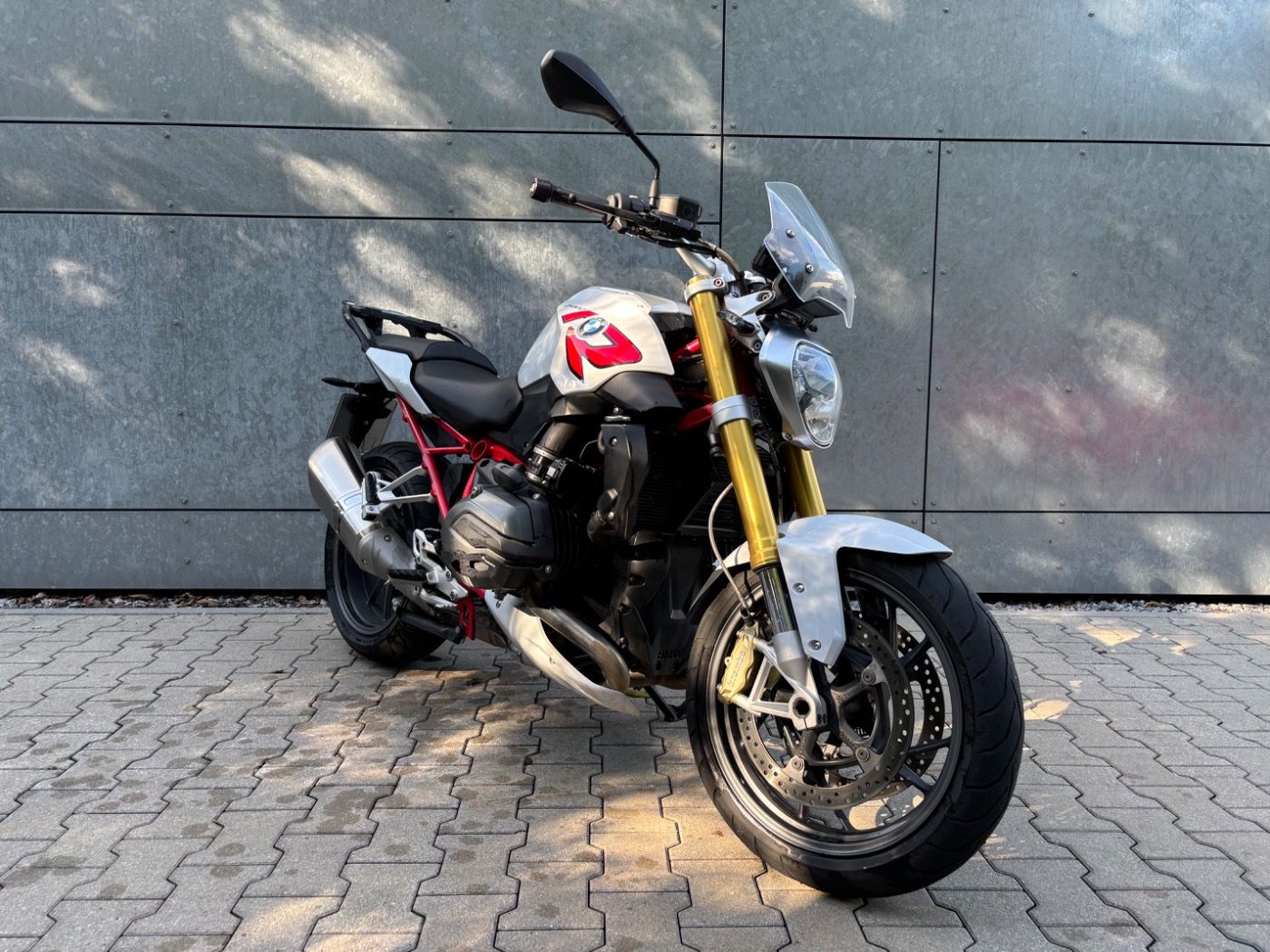 Fahrzeugabbildung BMW R 1200 R Dynamik-Paket
