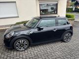 MINI Cooper SE Electric Trim Top Zustand  - MINI Cooper SE: Electric Trim