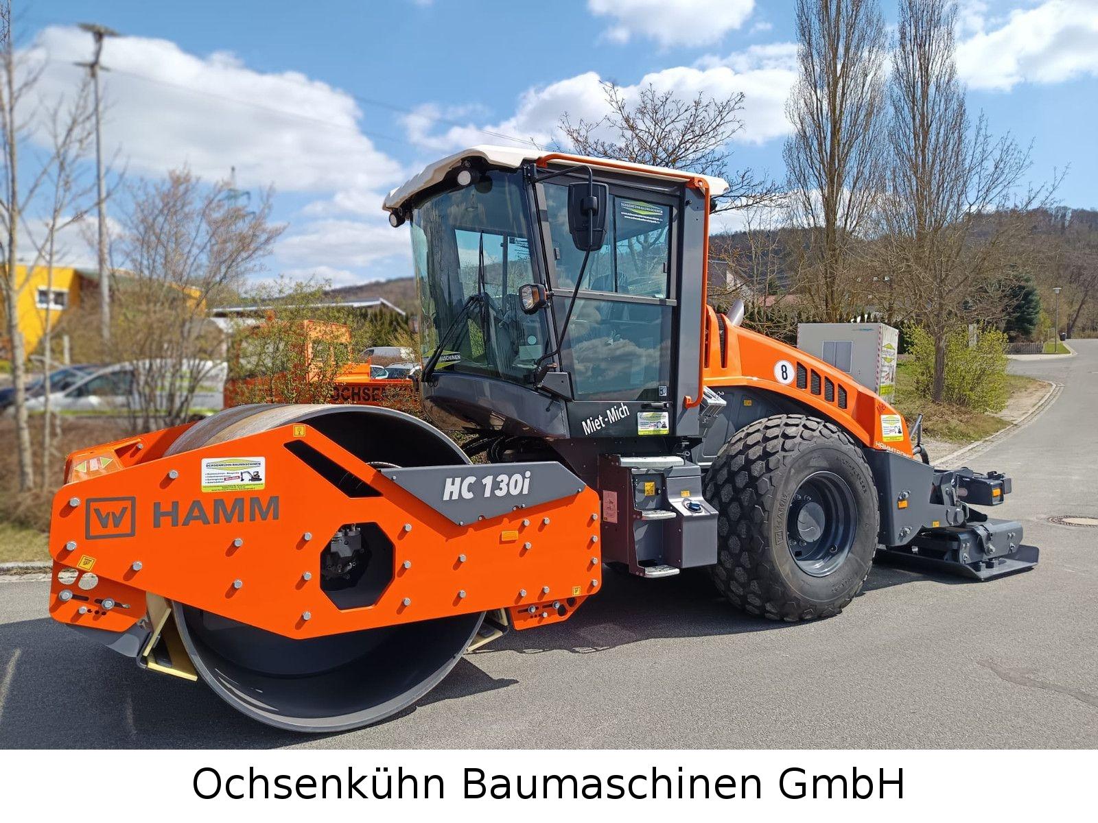 Hamm Walze HC 130 i mit Plattenanbauverdichter