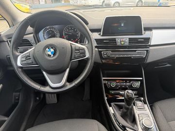 BMW 2 Gran Tourer 216 i Advantage