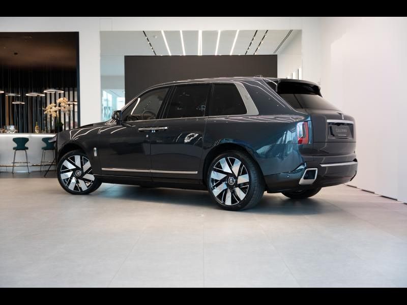 Rolls-Royce Cullinan Provenance 2 Year Warranty & Service imagem 2