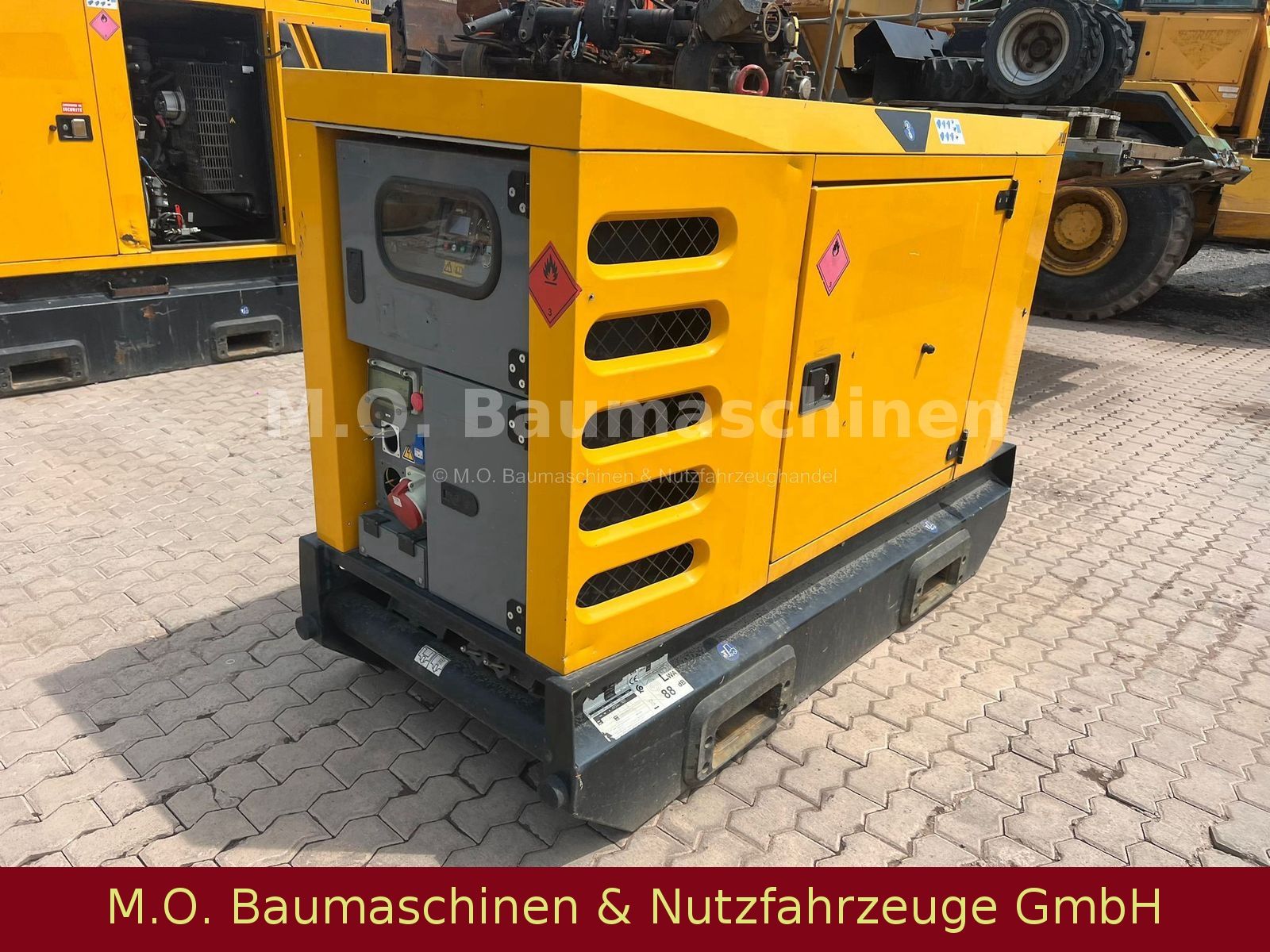 Fahrzeugabbildung Andere SDMO R 44 / Generator / 40 KVA /