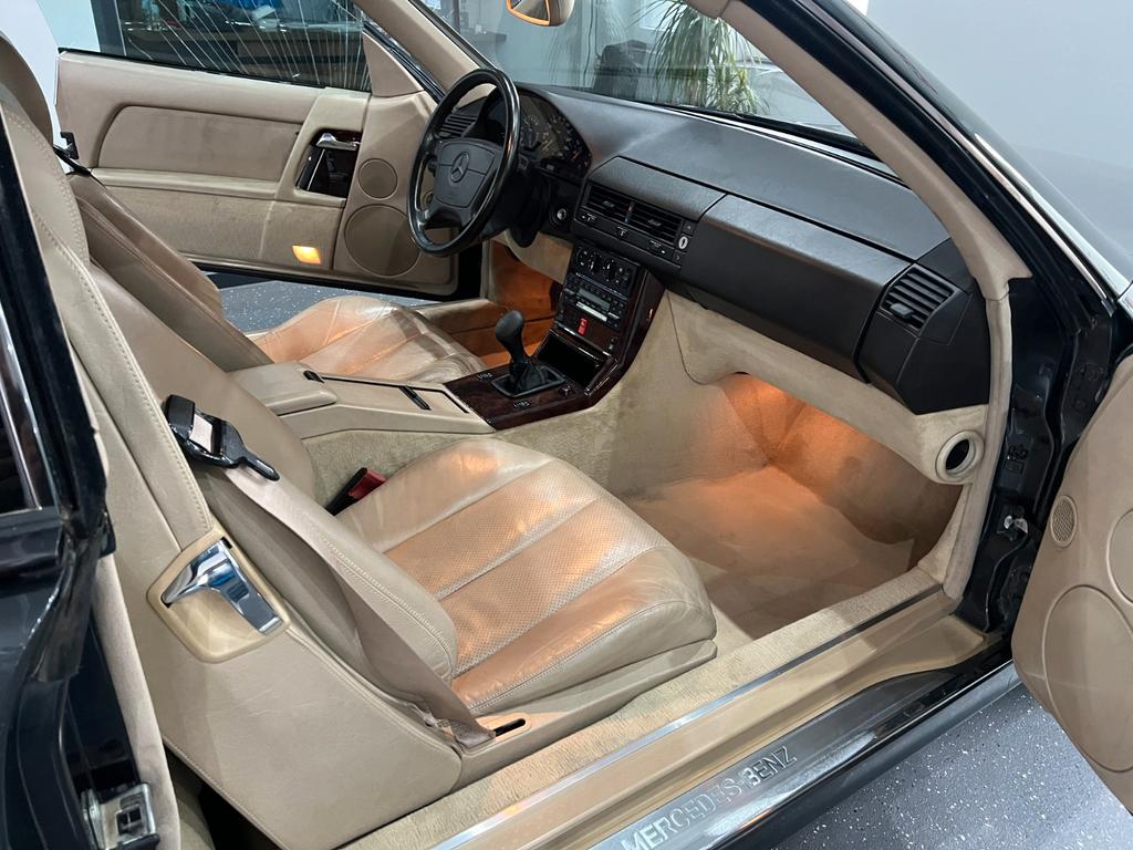 Mercedes-Benz SL 300