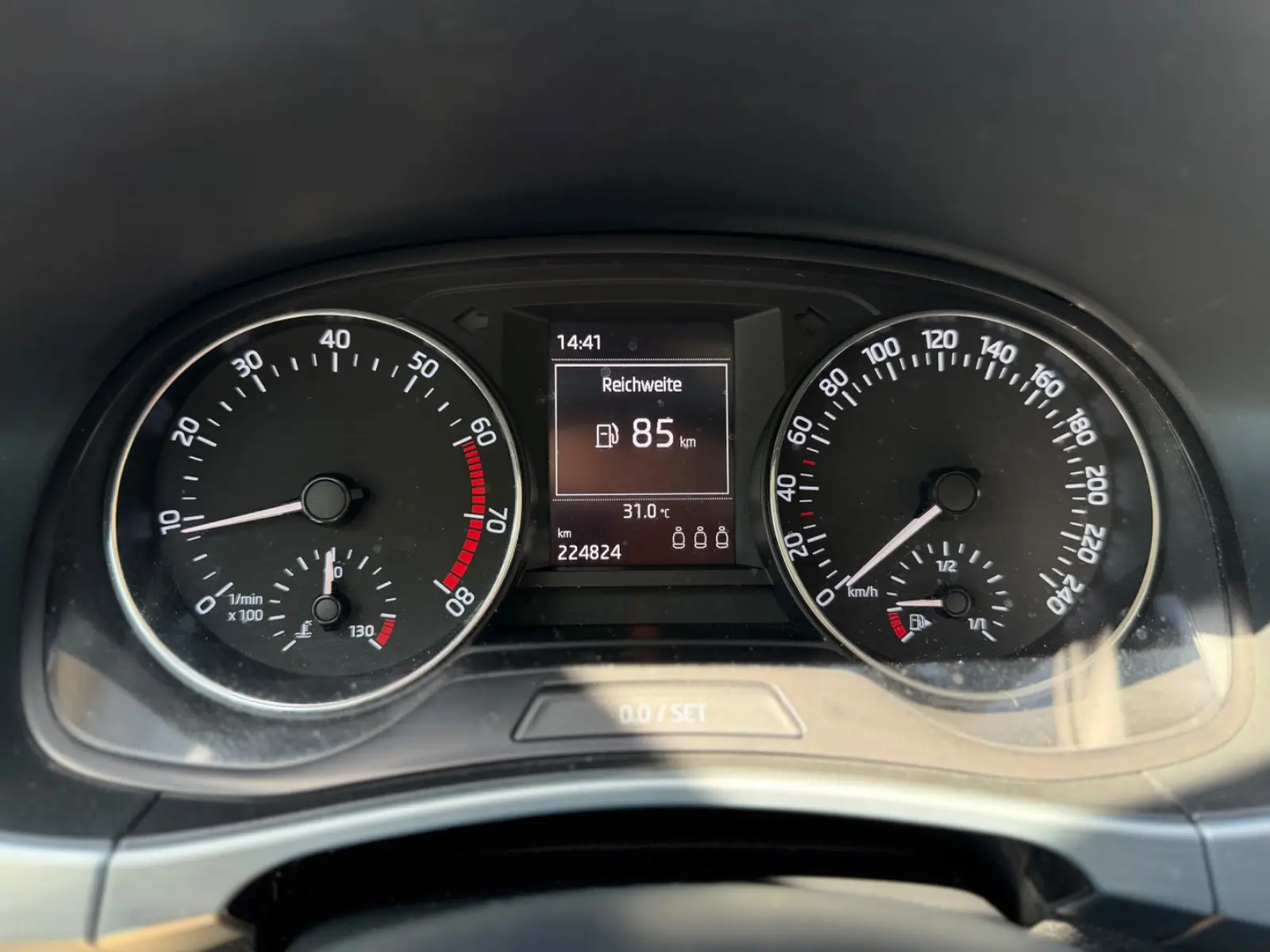 Skoda Fabia 2015 — photo 19