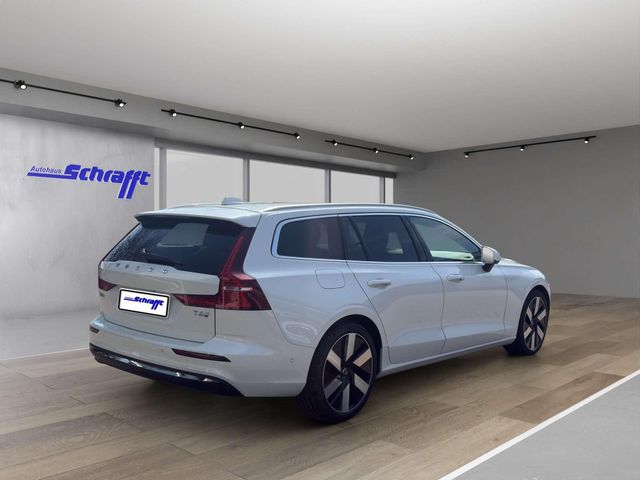 Volvo V60 Plus Bright T6 Recharge Plug-In Hybrid AWD