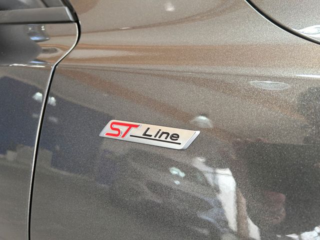 Ford Focus Turnier ST-Line  1,0l Gar.bis 012029!*