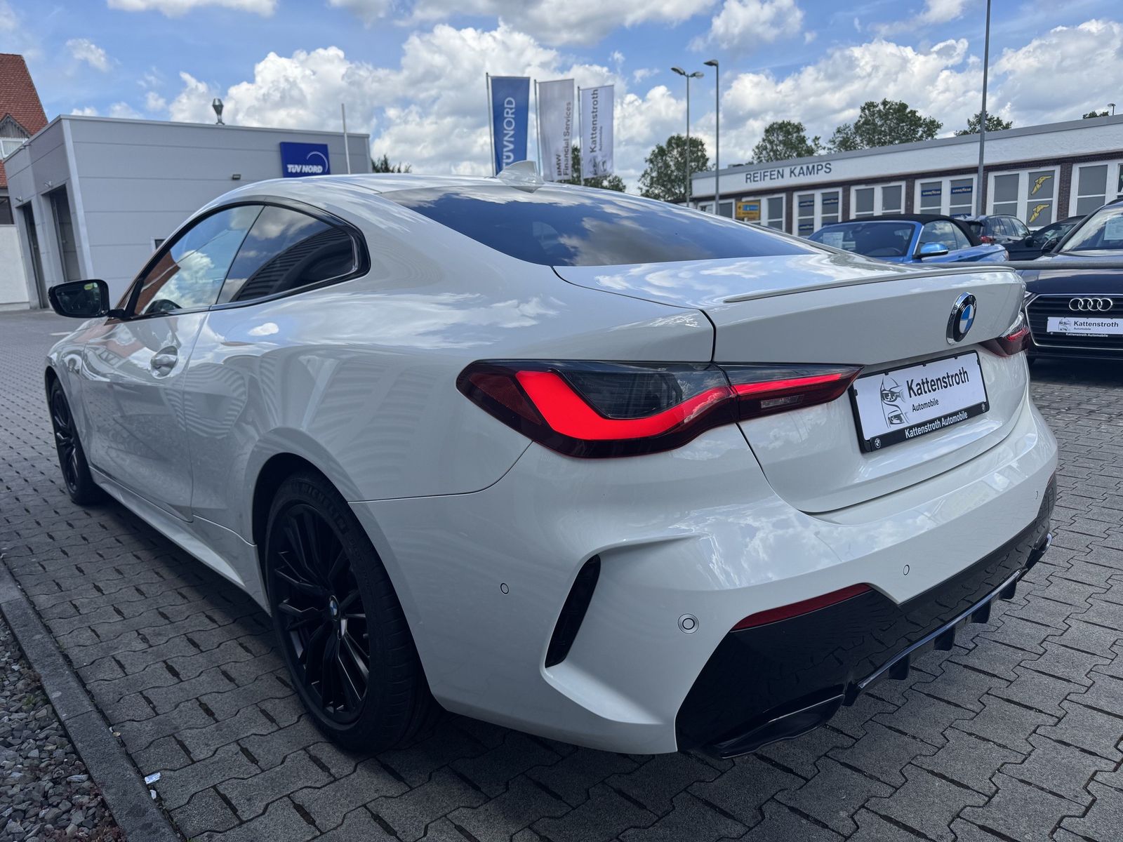 BMW M440i Coupe DrivAss Laser HeadUp Hifi KeyLess Me foto 4