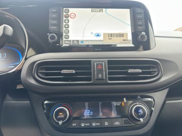 Hyundai i10 1.0 AUTOMATIK TREND + NAVIGATION+KOMFORT UVM