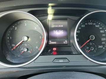 Volkswagen Tiguan - 5